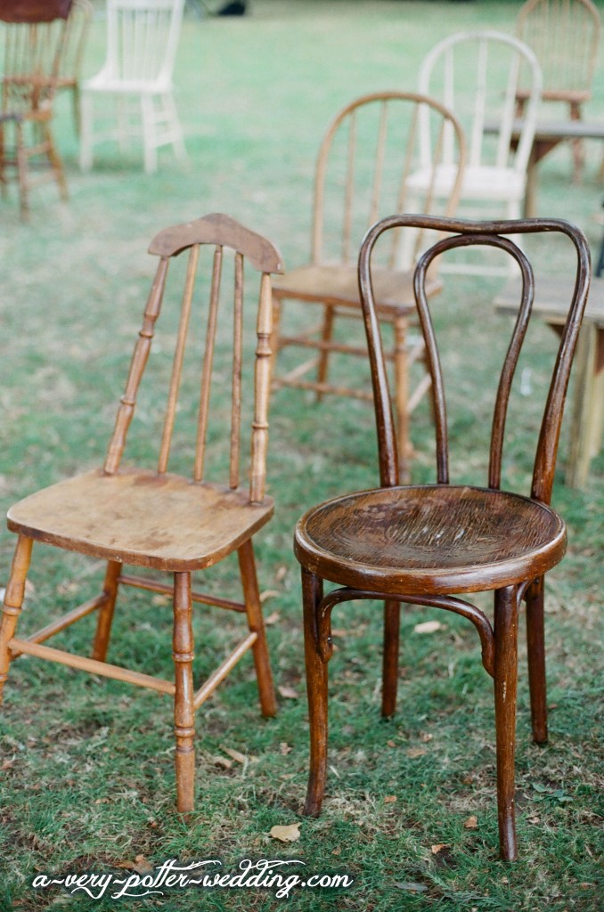 Casual, rustic ceremony seating